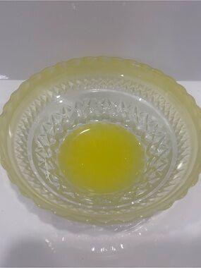 Vintage Pasari Indonesia   Yellow & Clear  Frosted Berry Bowl.